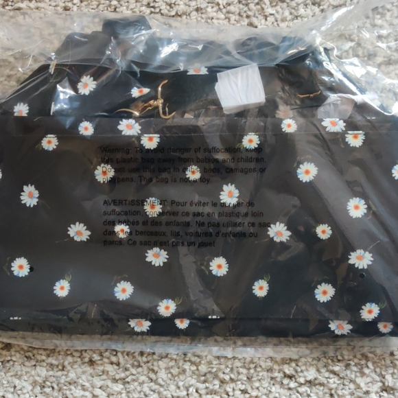 Alice Olivia Daisy duffle bag - Picture 4 of 4